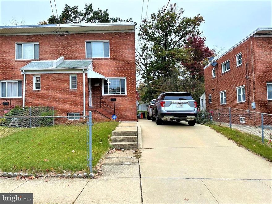 Gorgeous 3 level side-by-side home with beautiful hardwood floors on first and second levels. Recently upgraded kitchen with beautiful quartz countertop, top and bottom cabinets, and stainless steel appliances. Bathroom on the second level was totally renovated. House is well maintained and clean. Large backyard; off street parking and long concrete driveway can park up to 4-5 cars. Basement is finished with a lot of storage areas. Must See!!!