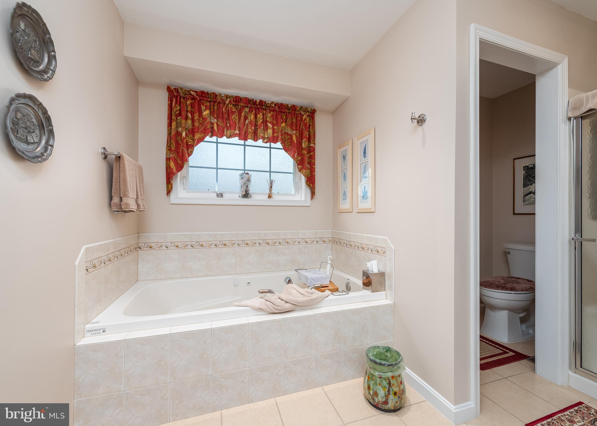 PENN NATIONAL GOLF COURSE COMMUNITY - Residential