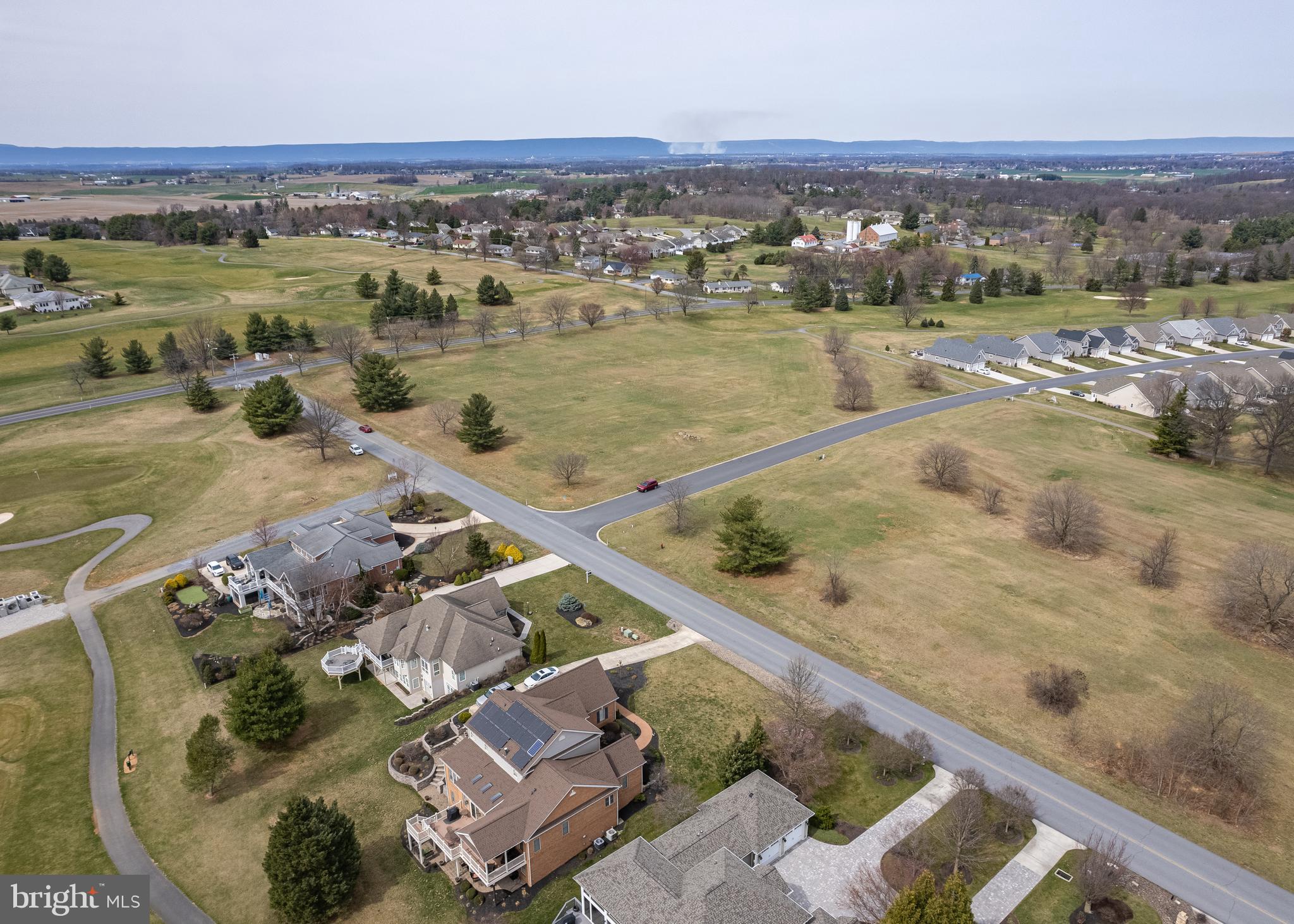 PENN NATIONAL GOLF COURSE COMMUNITY - Residential