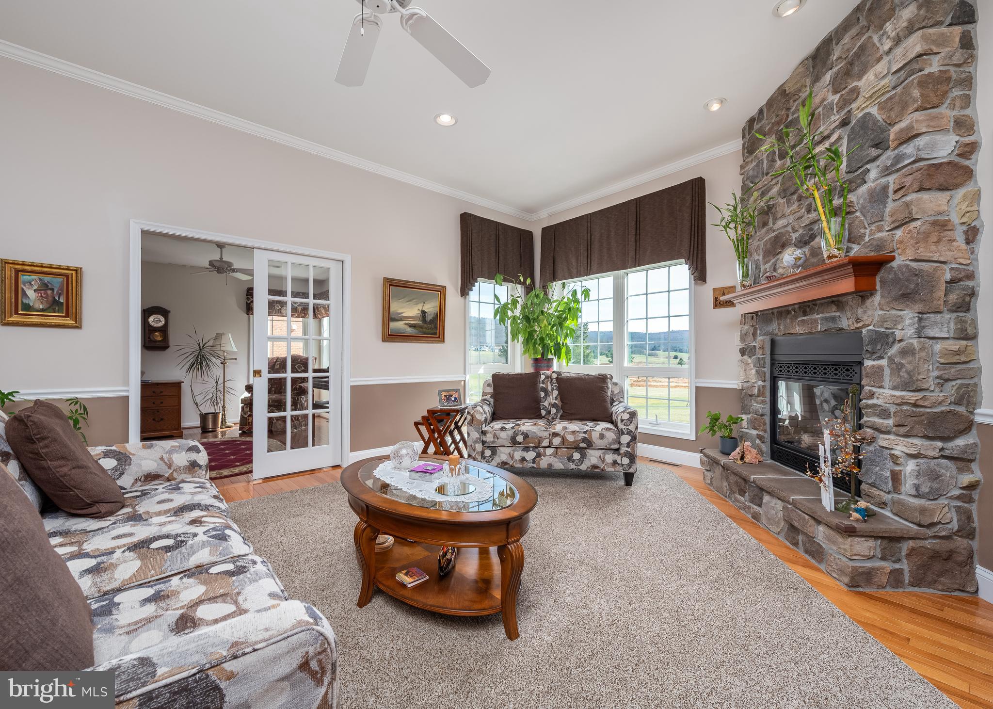 PENN NATIONAL GOLF COURSE COMMUNITY - Residential