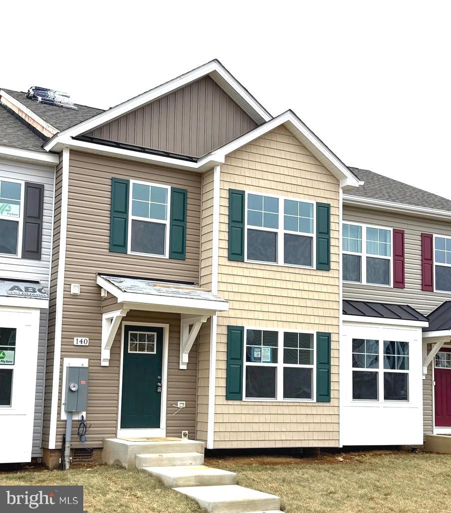 COMMUNITIES OF BURWELL - Residential Lease