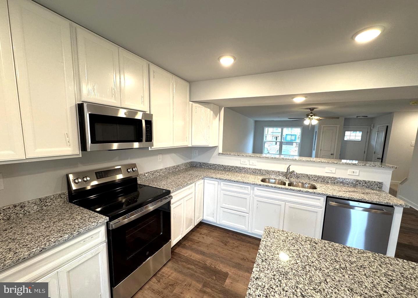 COMMUNITIES OF BURWELL - Residential Lease