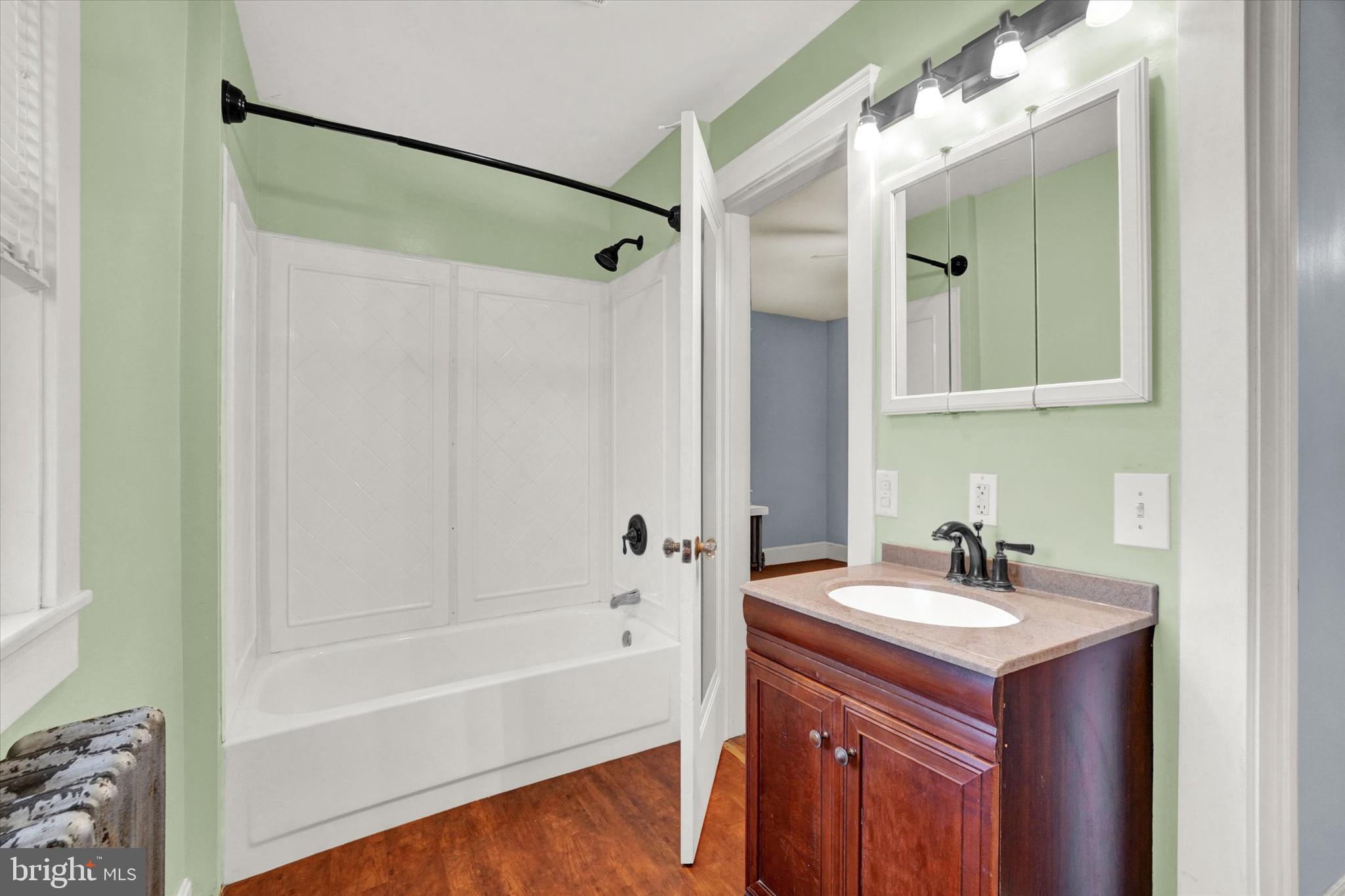 YORK COLLEGE - Residential