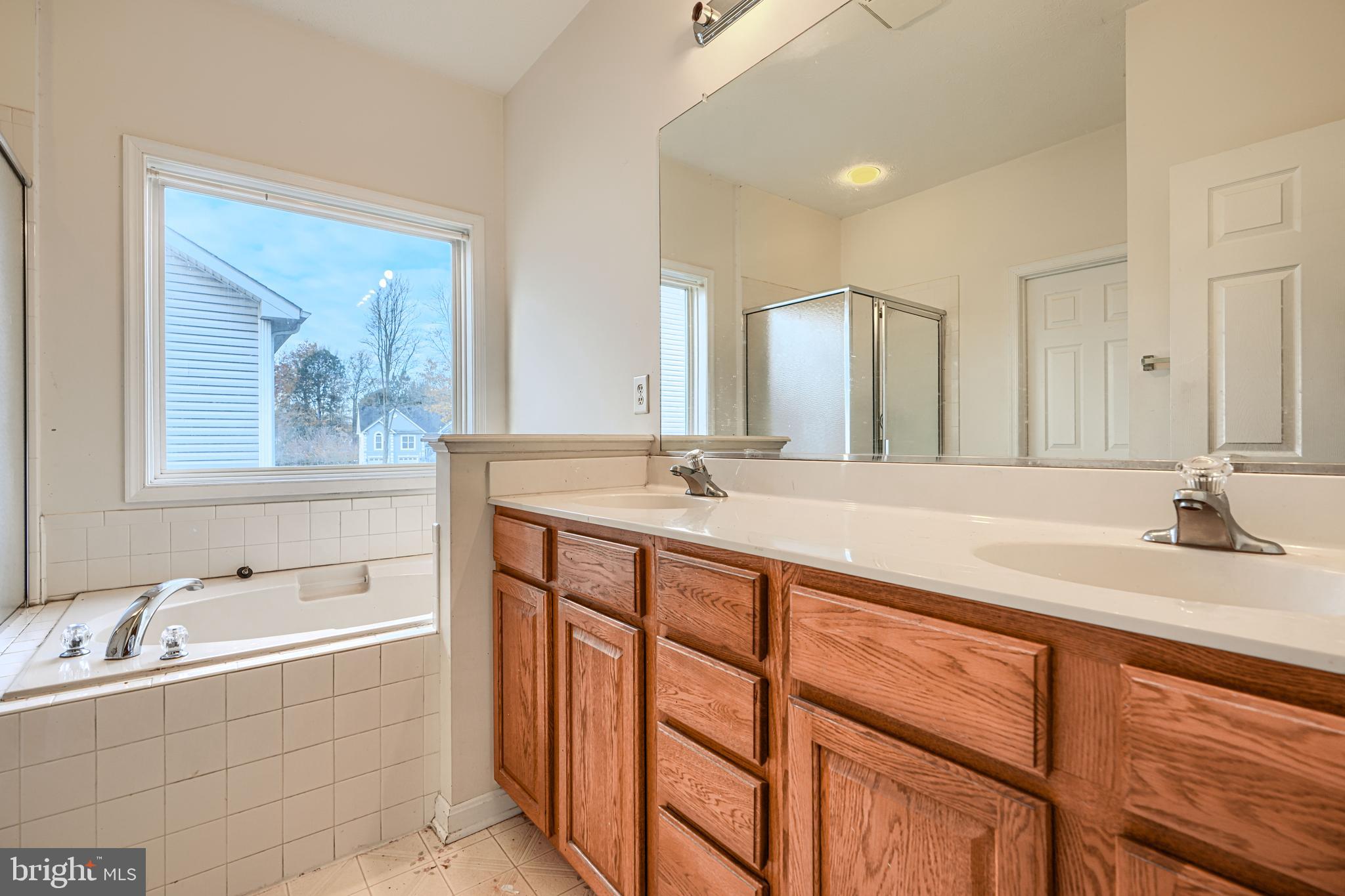 RIVERSIDE MEADOWS - Residential