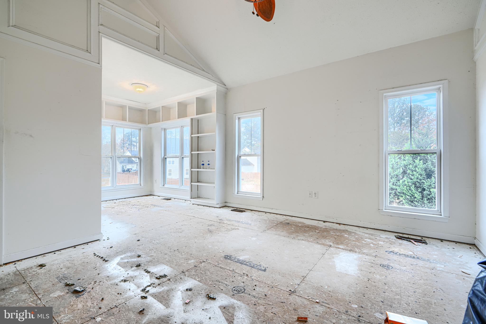 RIVERSIDE MEADOWS - Residential