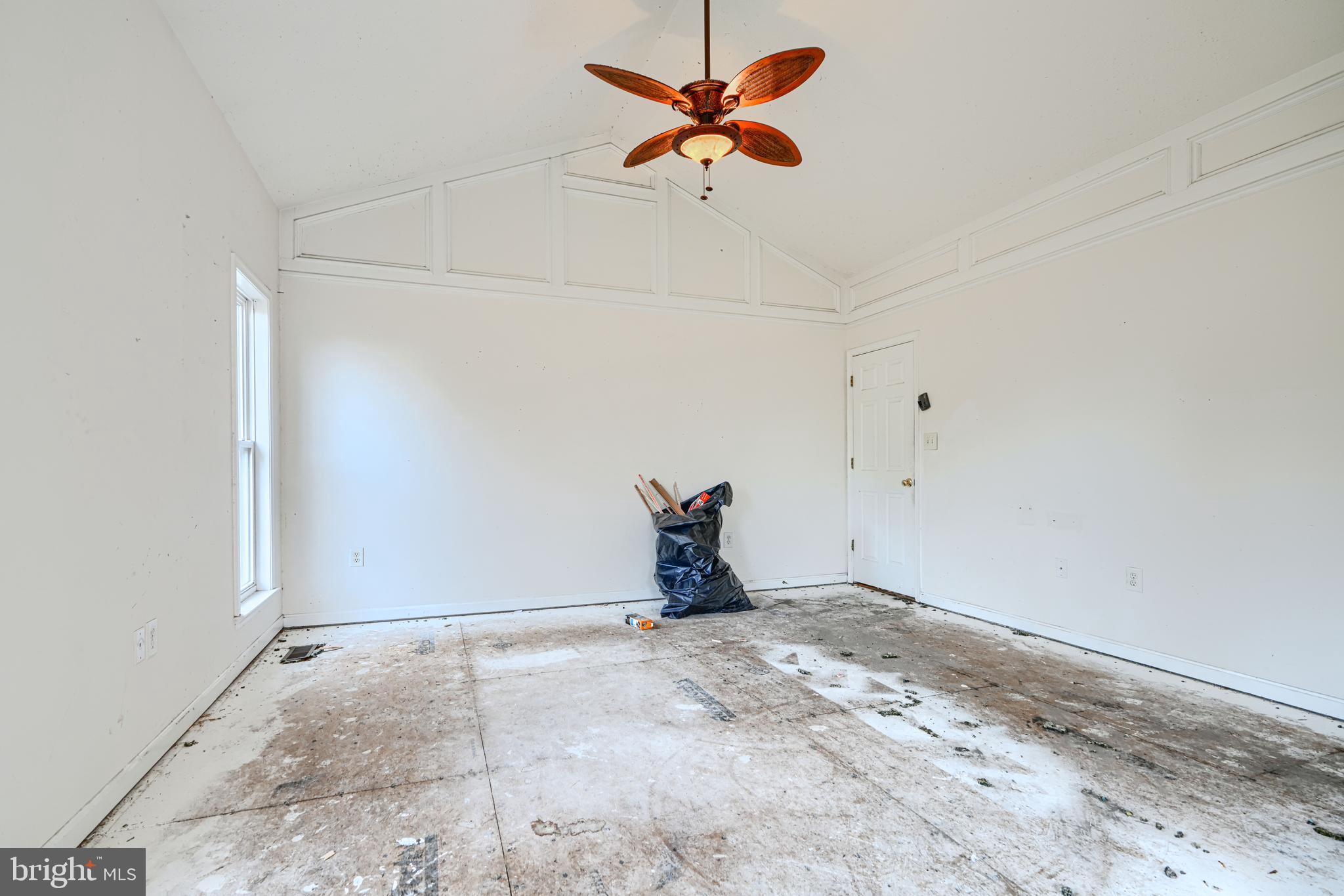 RIVERSIDE MEADOWS - Residential