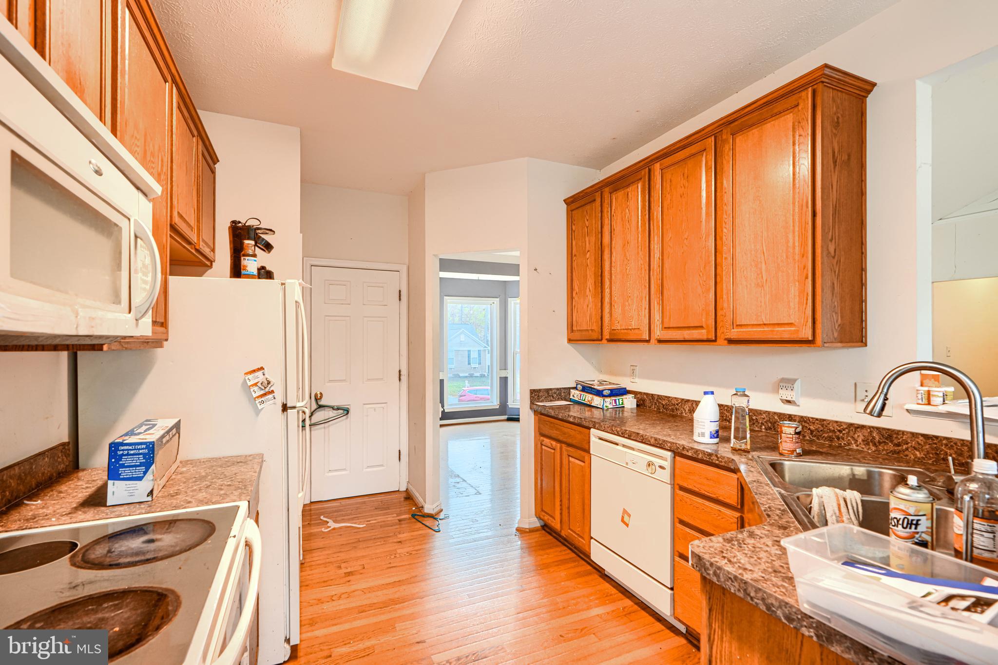 RIVERSIDE MEADOWS - Residential