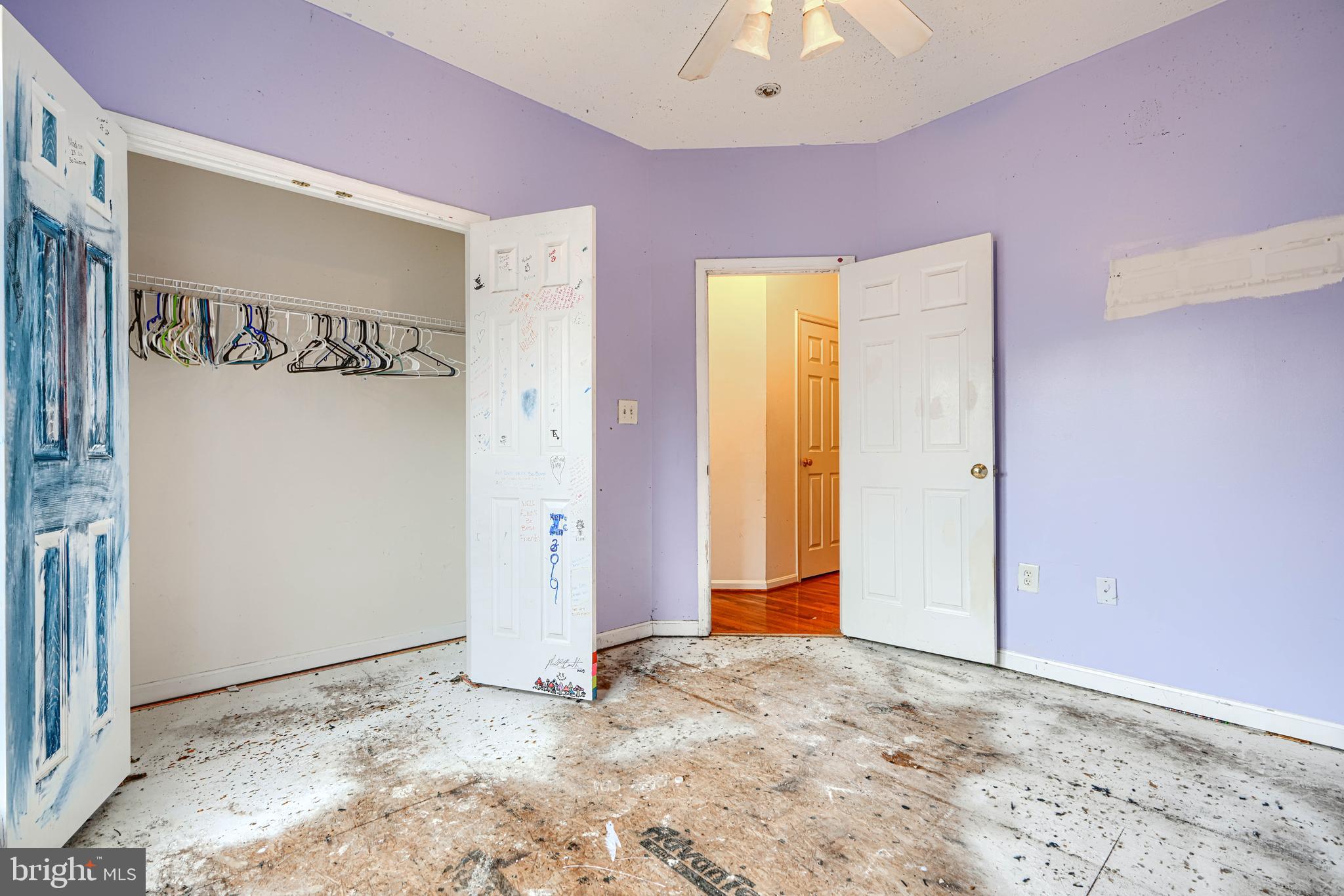 RIVERSIDE MEADOWS - Residential