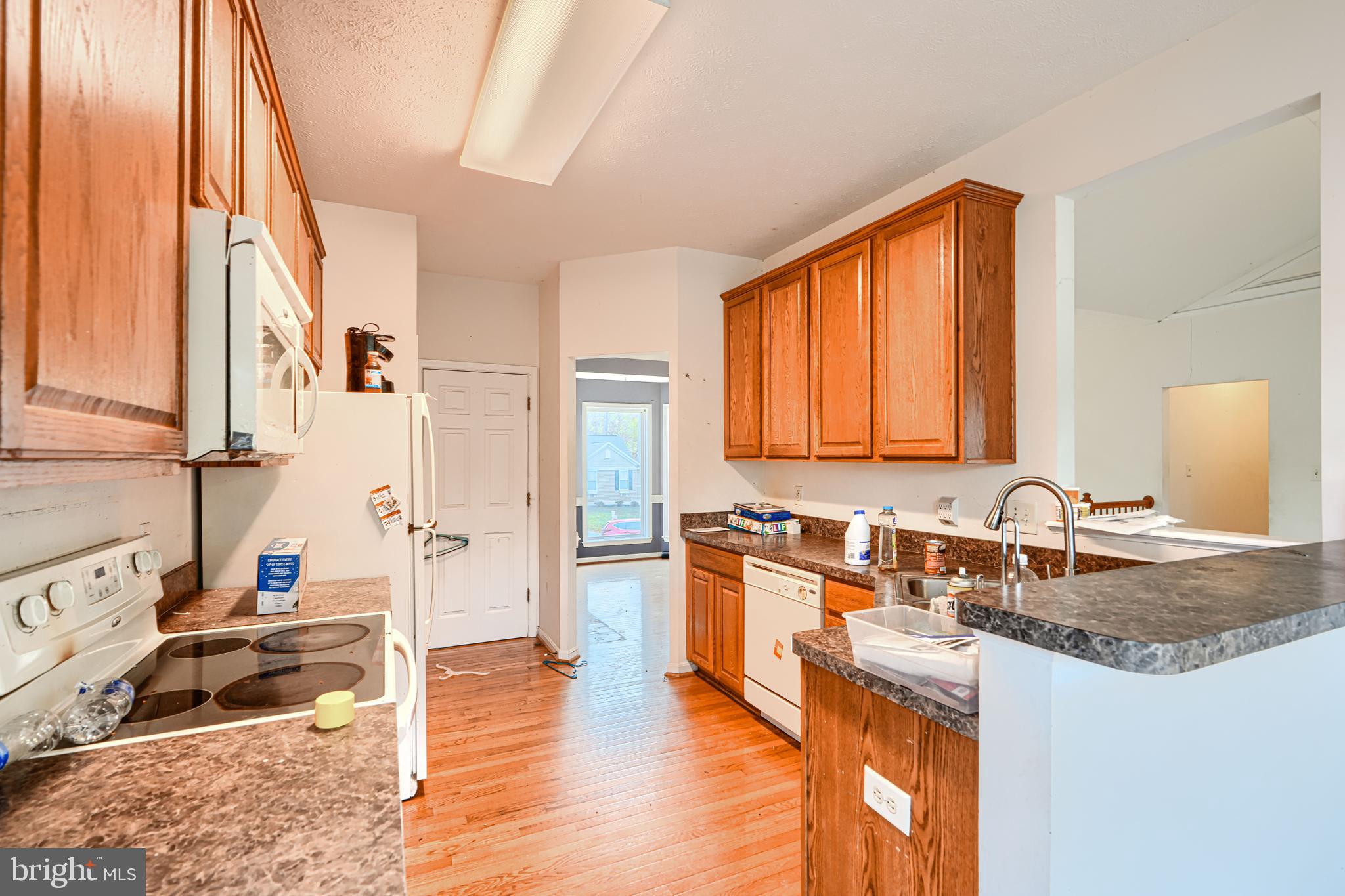 RIVERSIDE MEADOWS - Residential