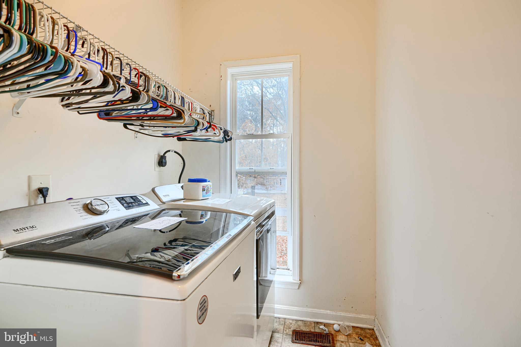 RIVERSIDE MEADOWS - Residential