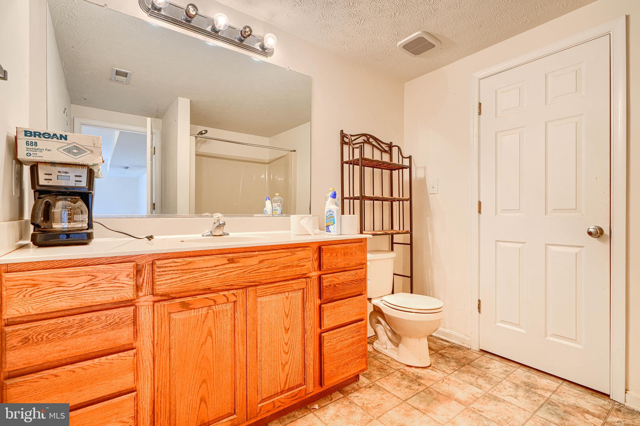 RIVERSIDE MEADOWS - Residential