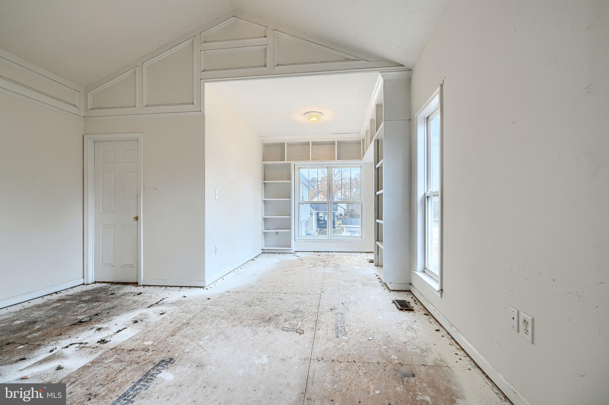 RIVERSIDE MEADOWS - Residential