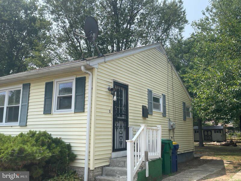 3 DOGWOOD DRIVE