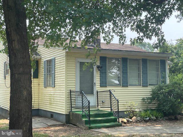 3 DOGWOOD DRIVE