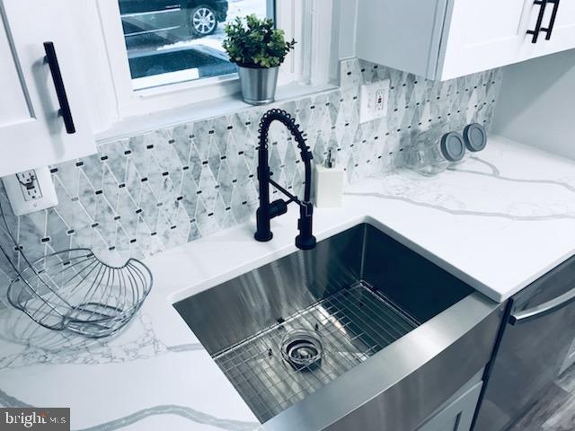 SUNNY ACRES - Residential