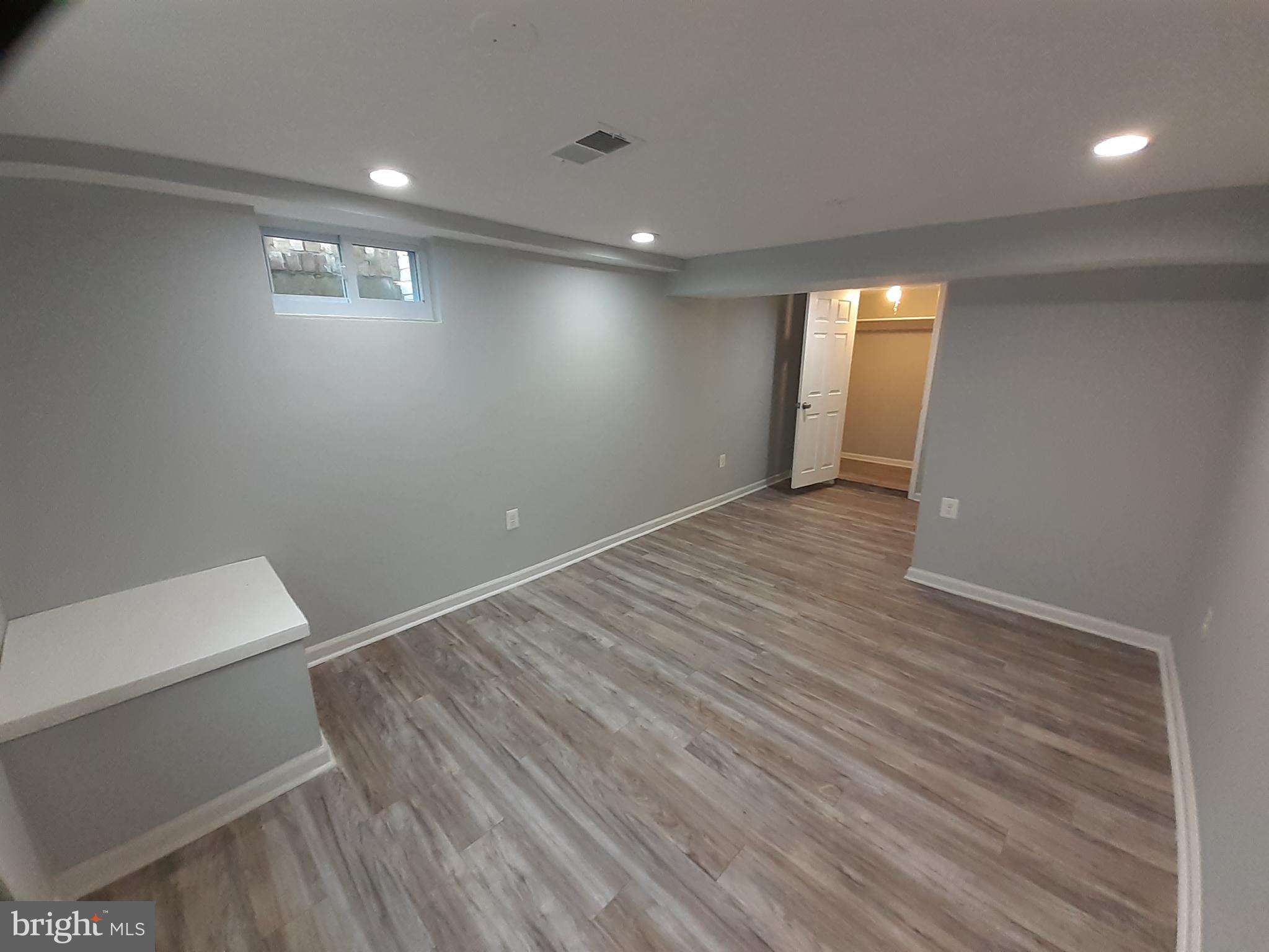 SUNNY ACRES - Residential