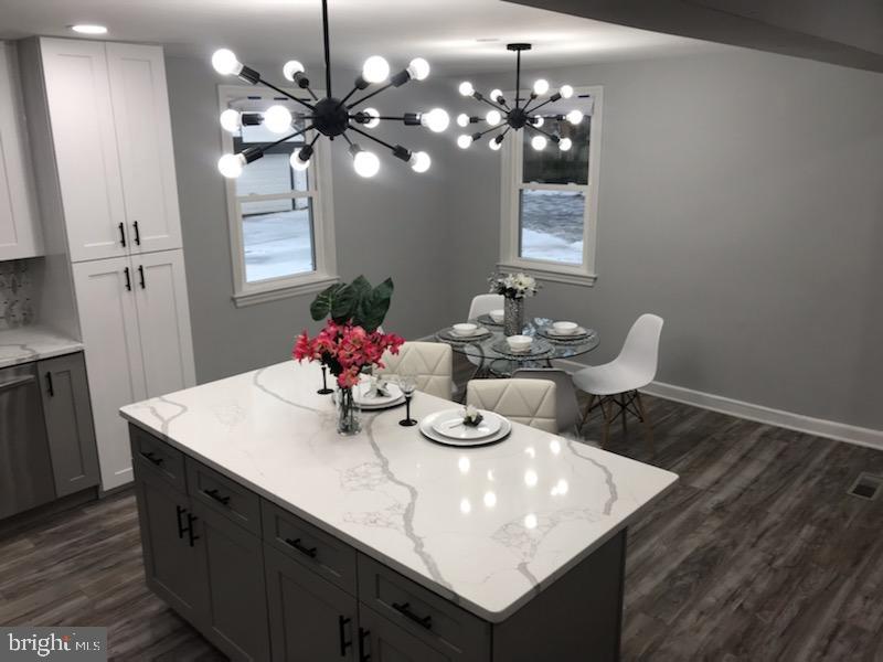 SUNNY ACRES - Residential