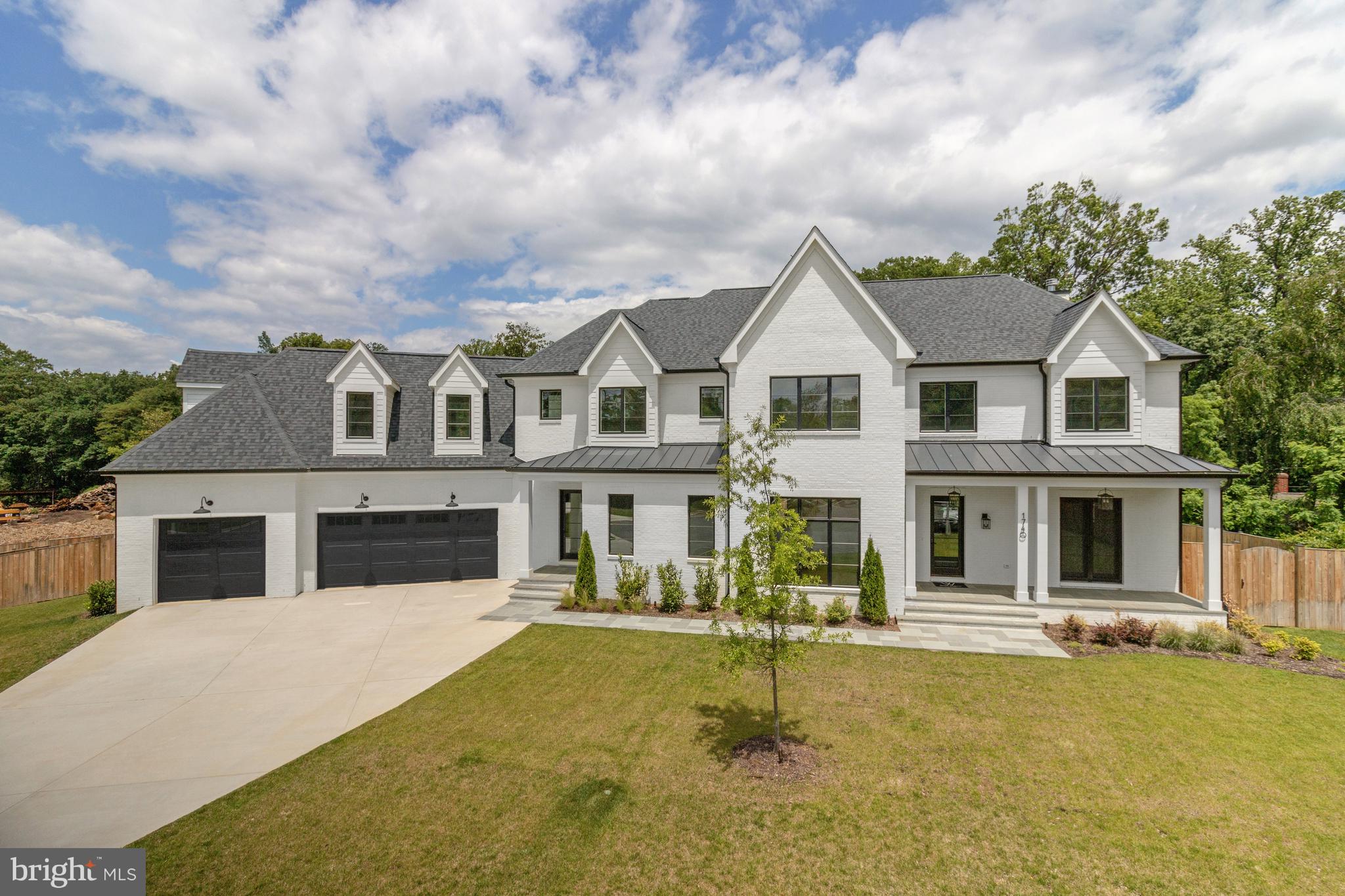 MANORS AT MCNAIR FARMS - Residential