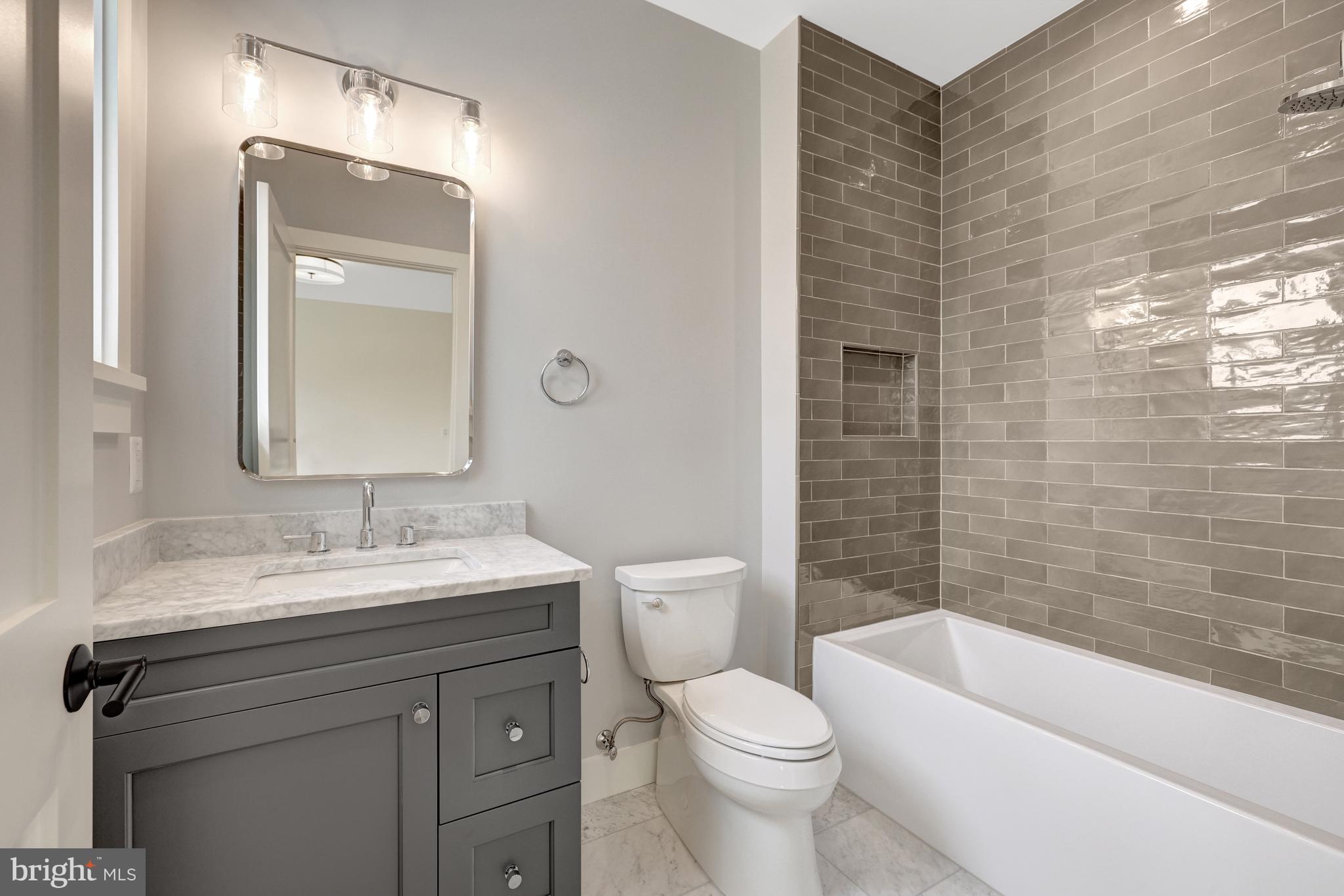 MANORS AT MCNAIR FARMS - Residential