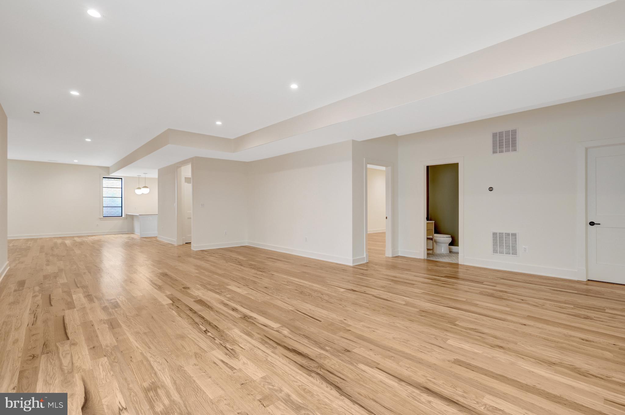 MANORS AT MCNAIR FARMS - Residential