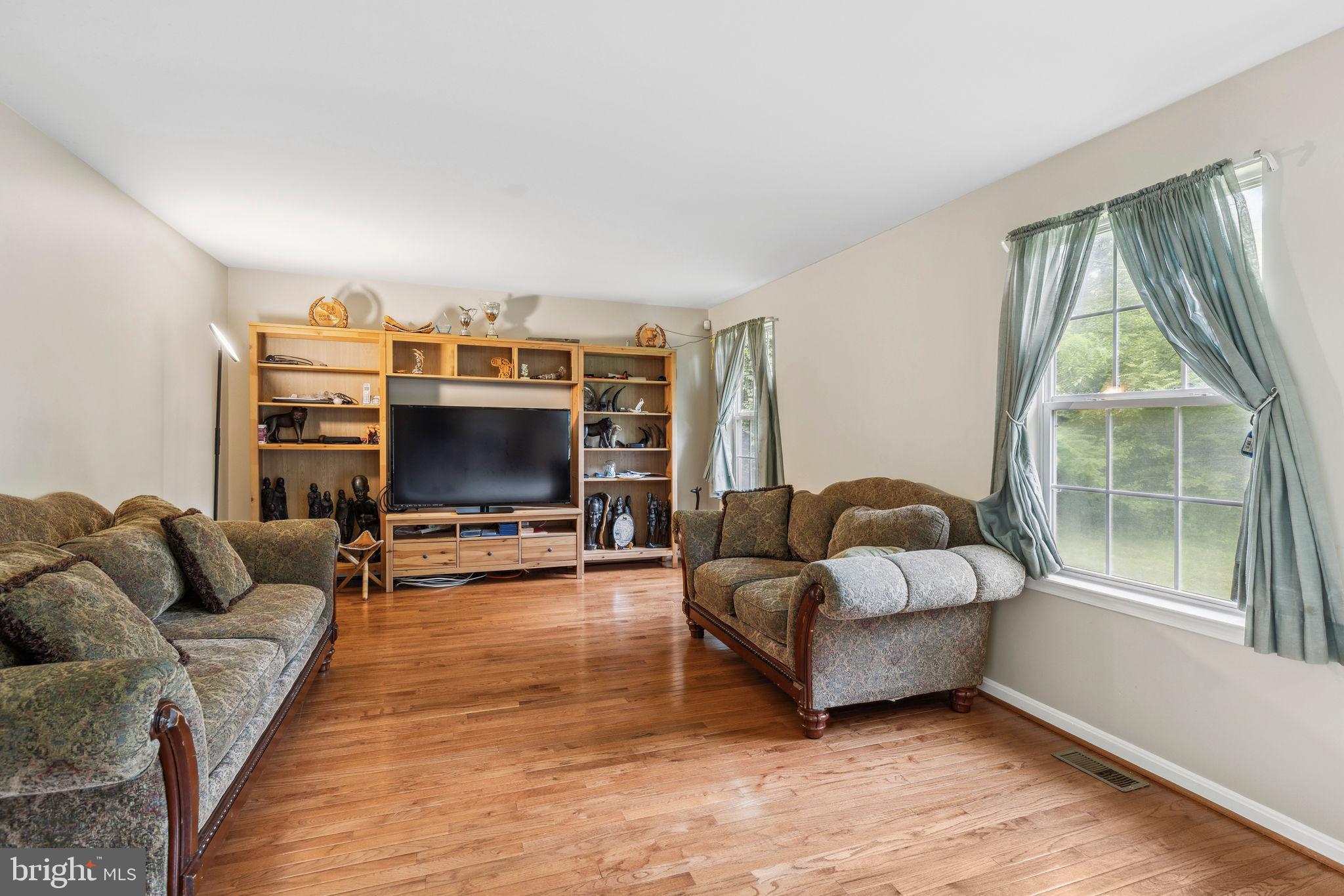 GUM SPRING FARMS - Residential