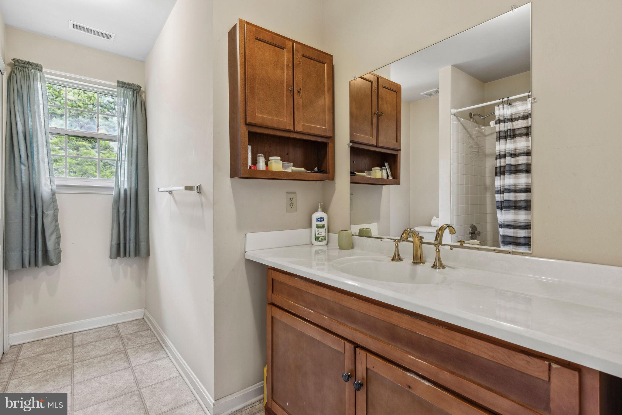 GUM SPRING FARMS - Residential