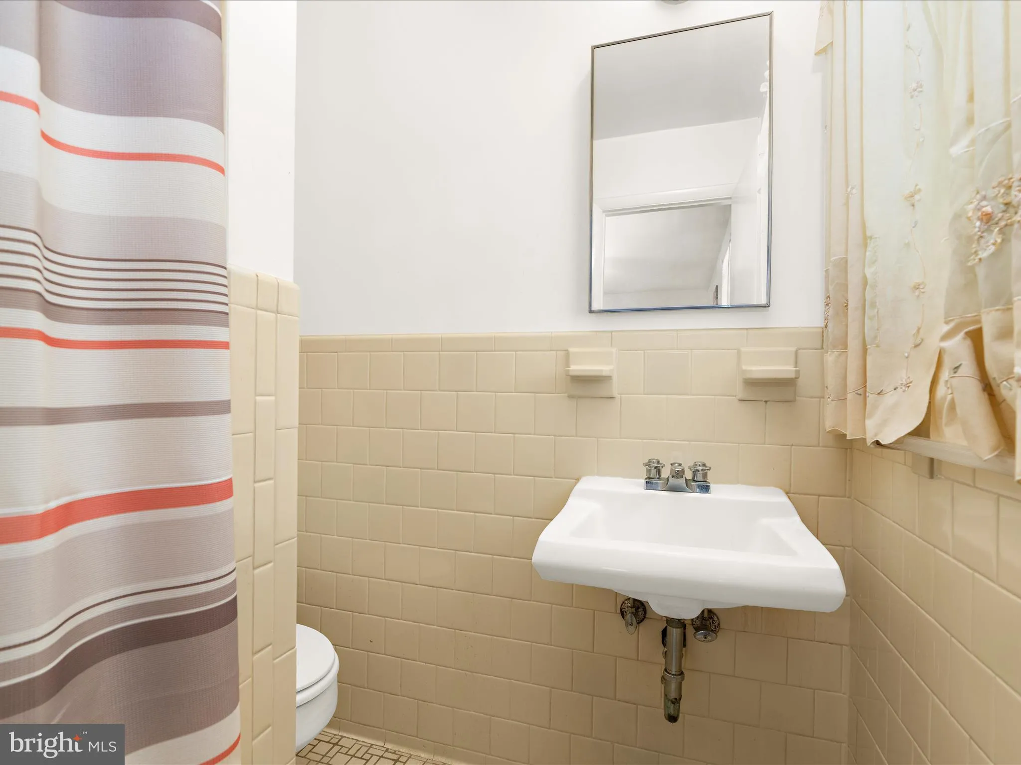 Severna Park, Maryland 21146, United States, 3 Bedrooms Bedrooms, ,3 BathroomsBathrooms,Residential,Active,129394