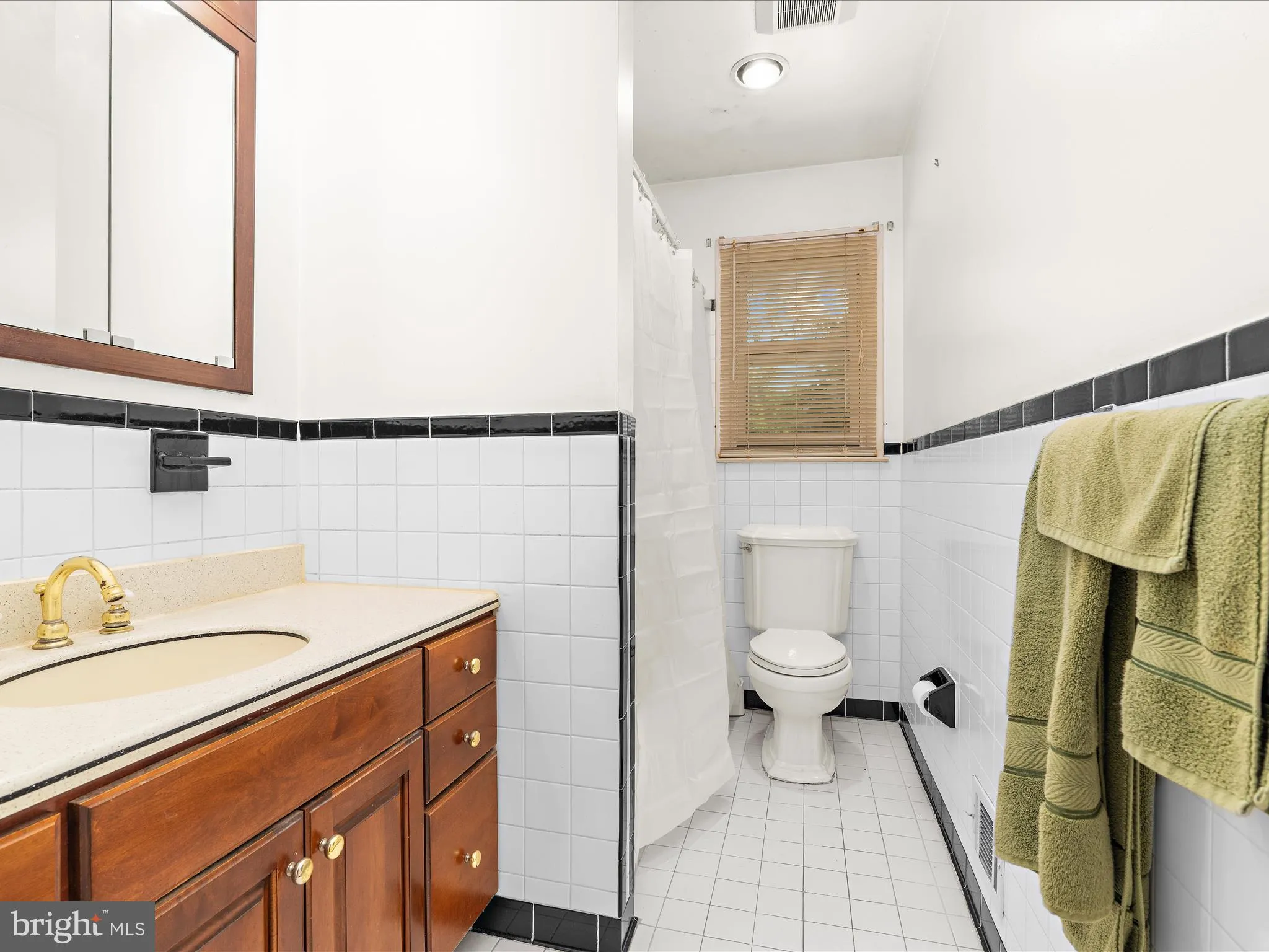 Severna Park, Maryland 21146, United States, 3 Bedrooms Bedrooms, ,3 BathroomsBathrooms,Residential,Active,129394