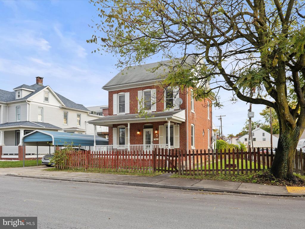 Photo of 3 Sprenkle Avenue, HANOVER, PA 17331 (MLS # PAYK2091930)