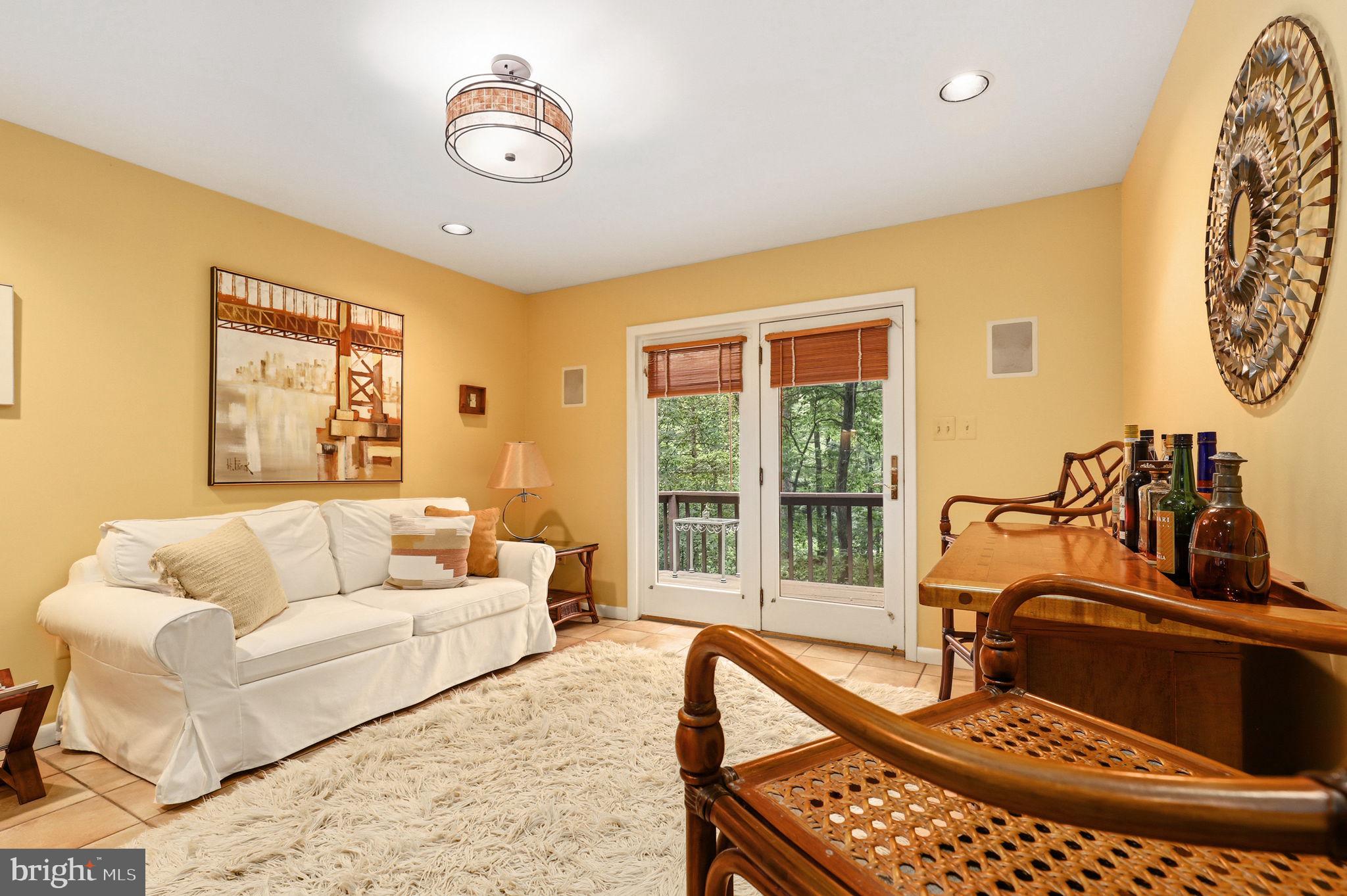 OWINGS MANOR - Residential