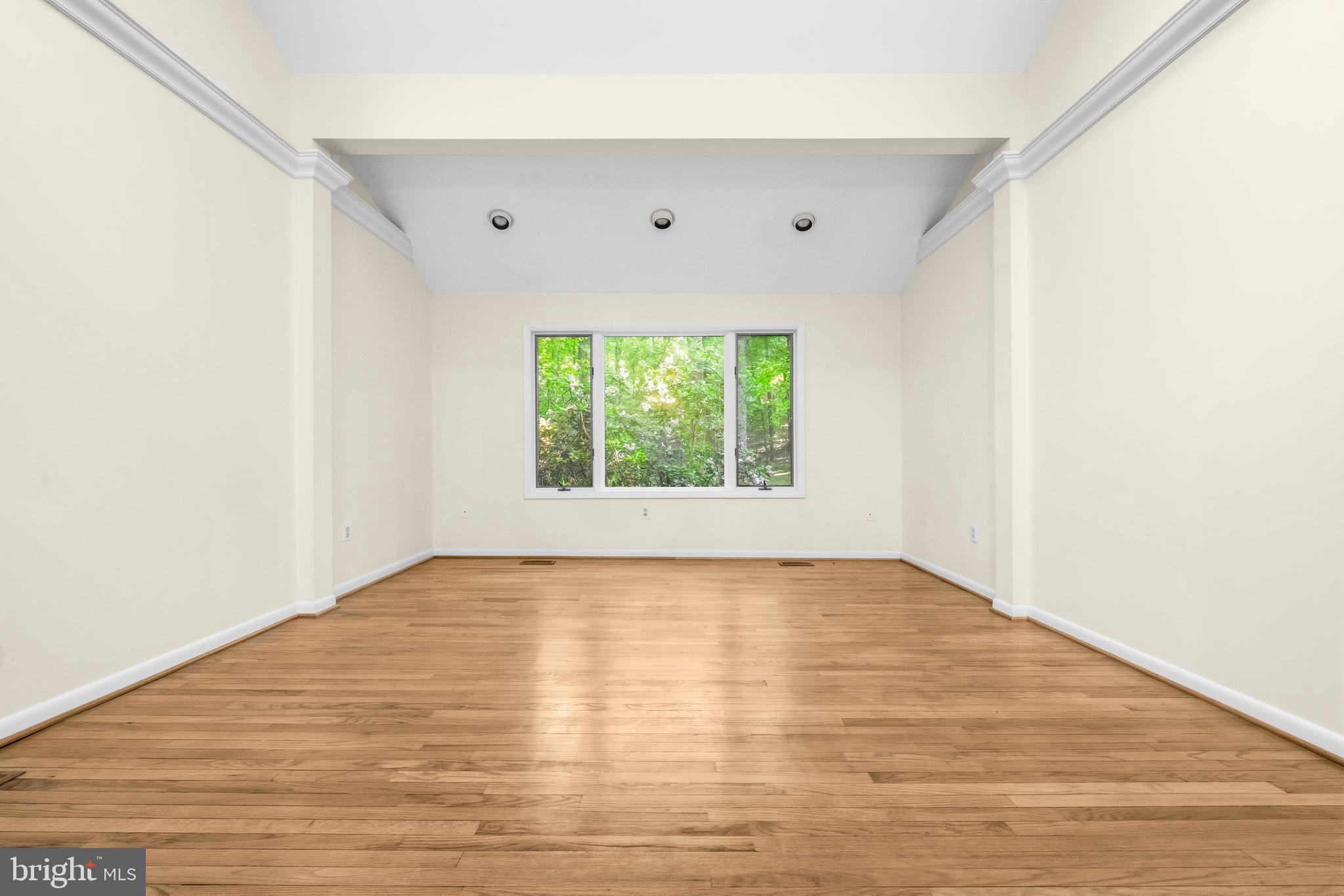OWINGS MANOR - Residential