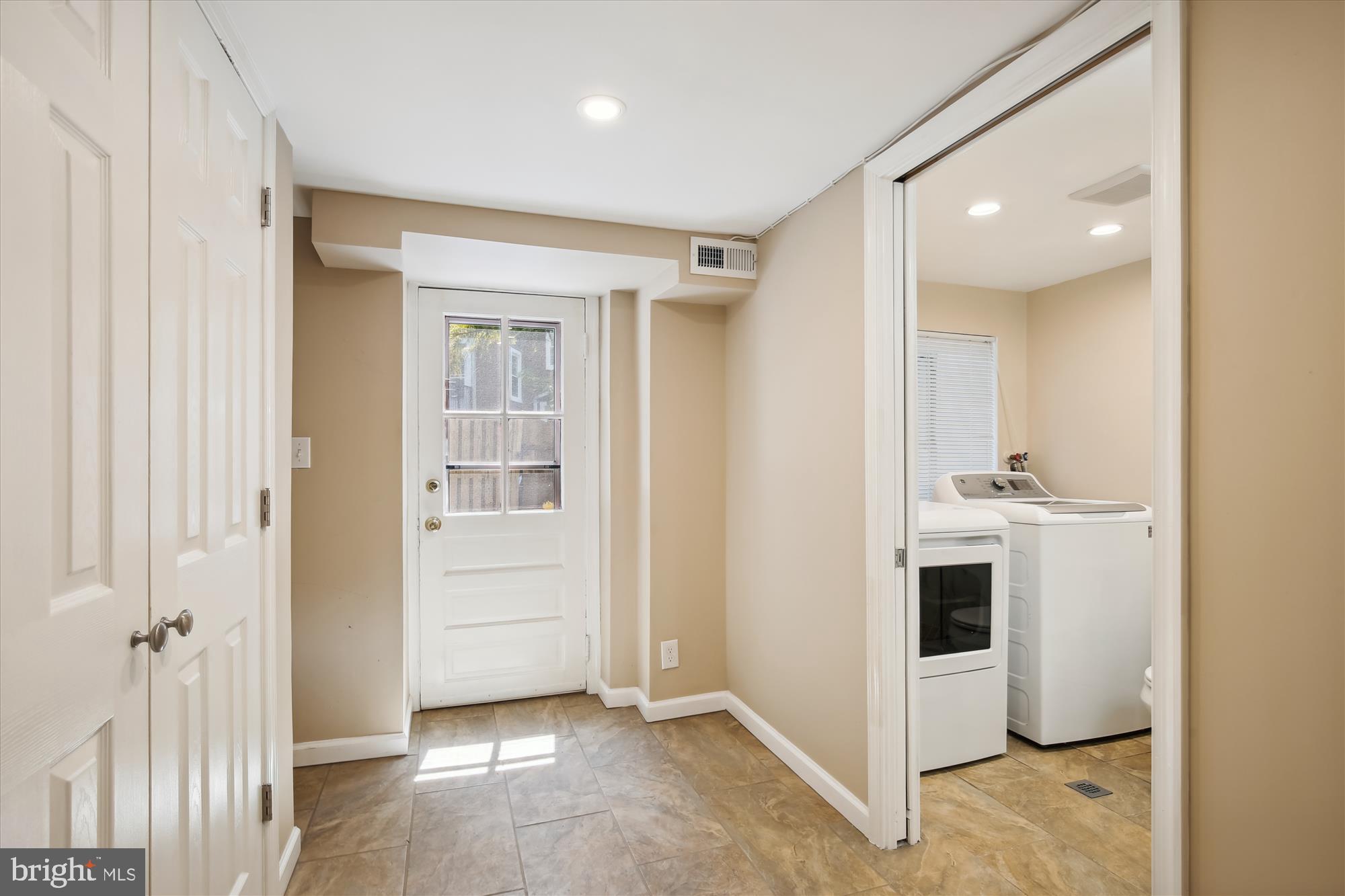 FAIRLINGTON VILLAGES - Residential