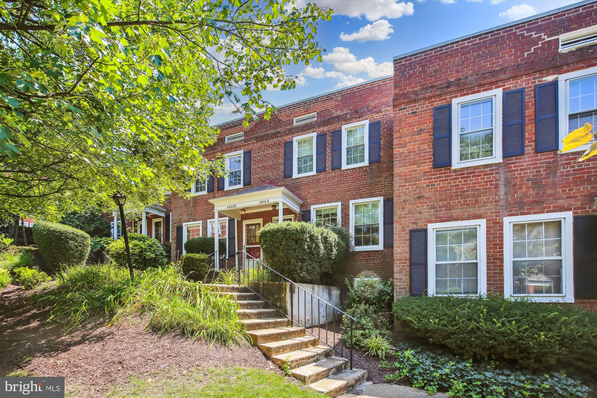 FAIRLINGTON VILLAGES - Residential