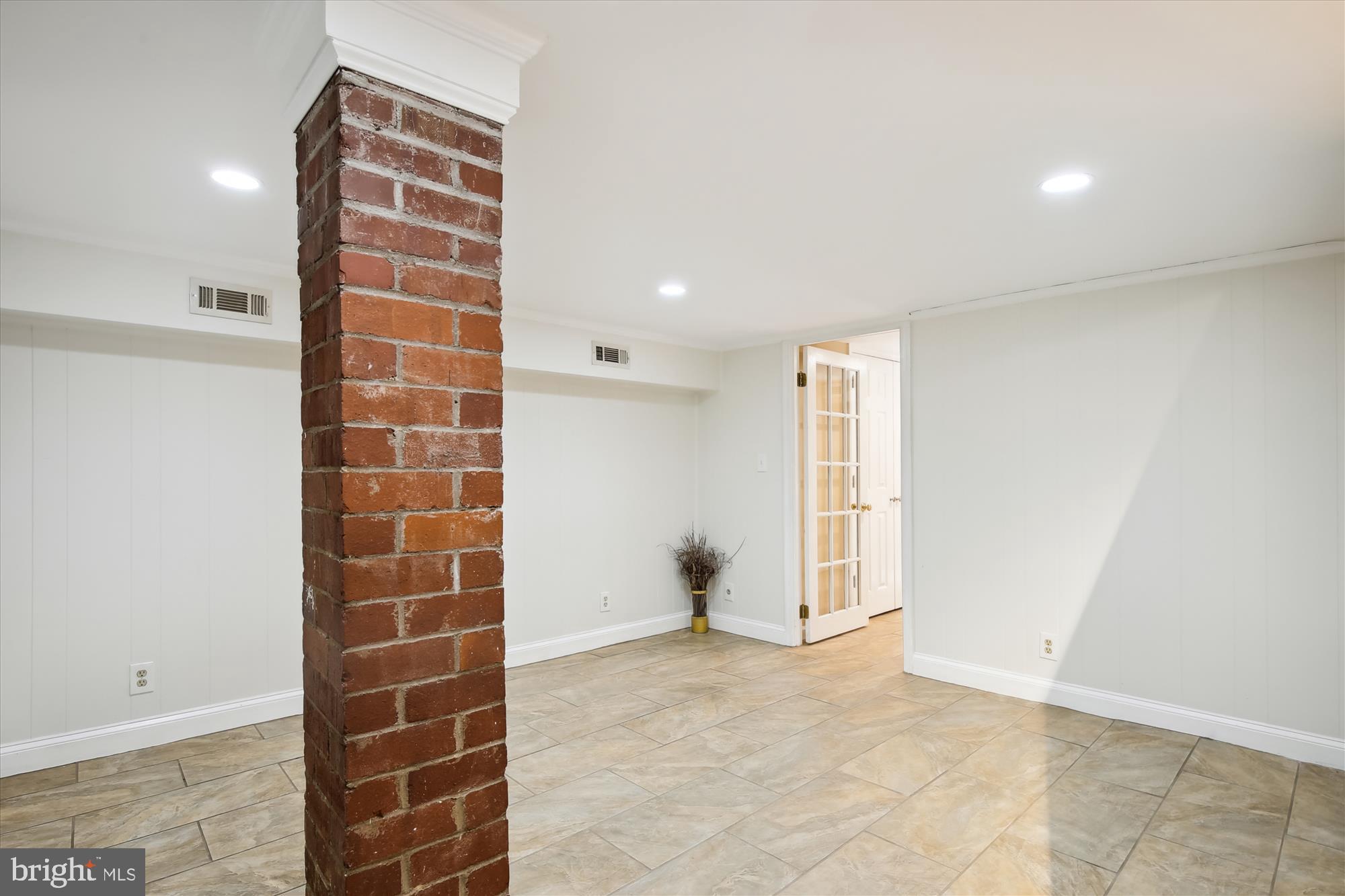 FAIRLINGTON VILLAGES - Residential