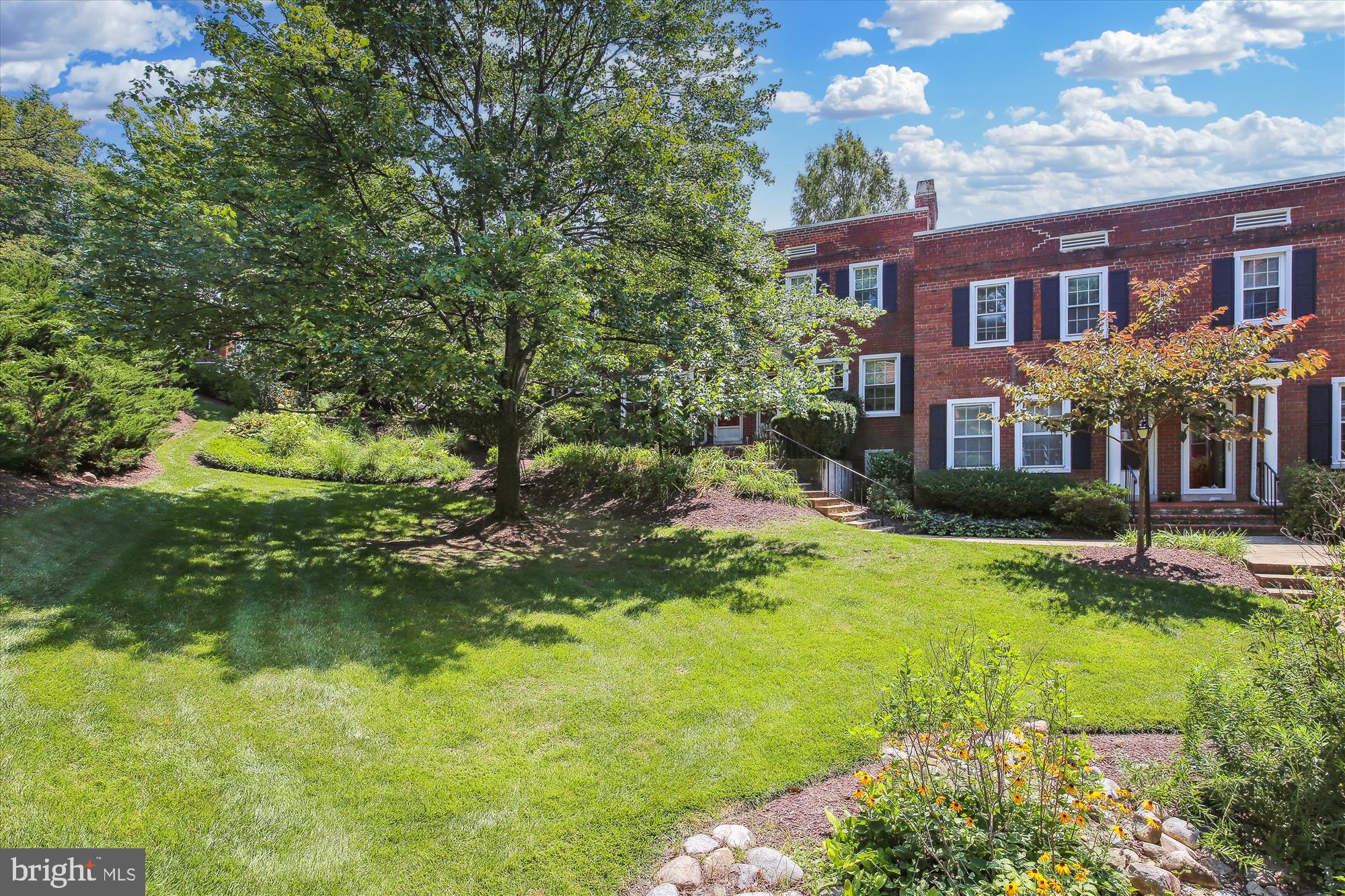 FAIRLINGTON VILLAGES - Residential