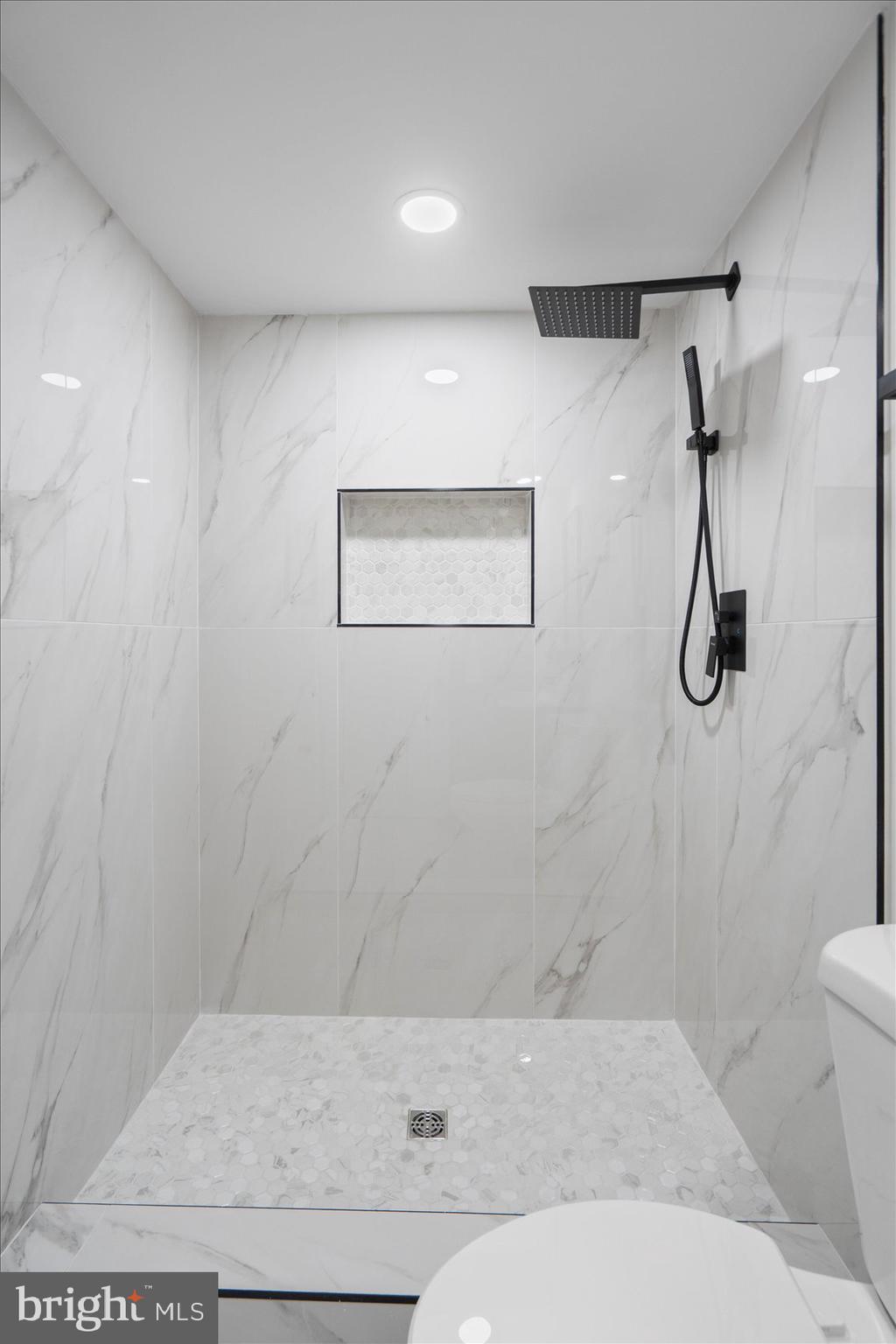 EDMONDSON RIDGE - Residential