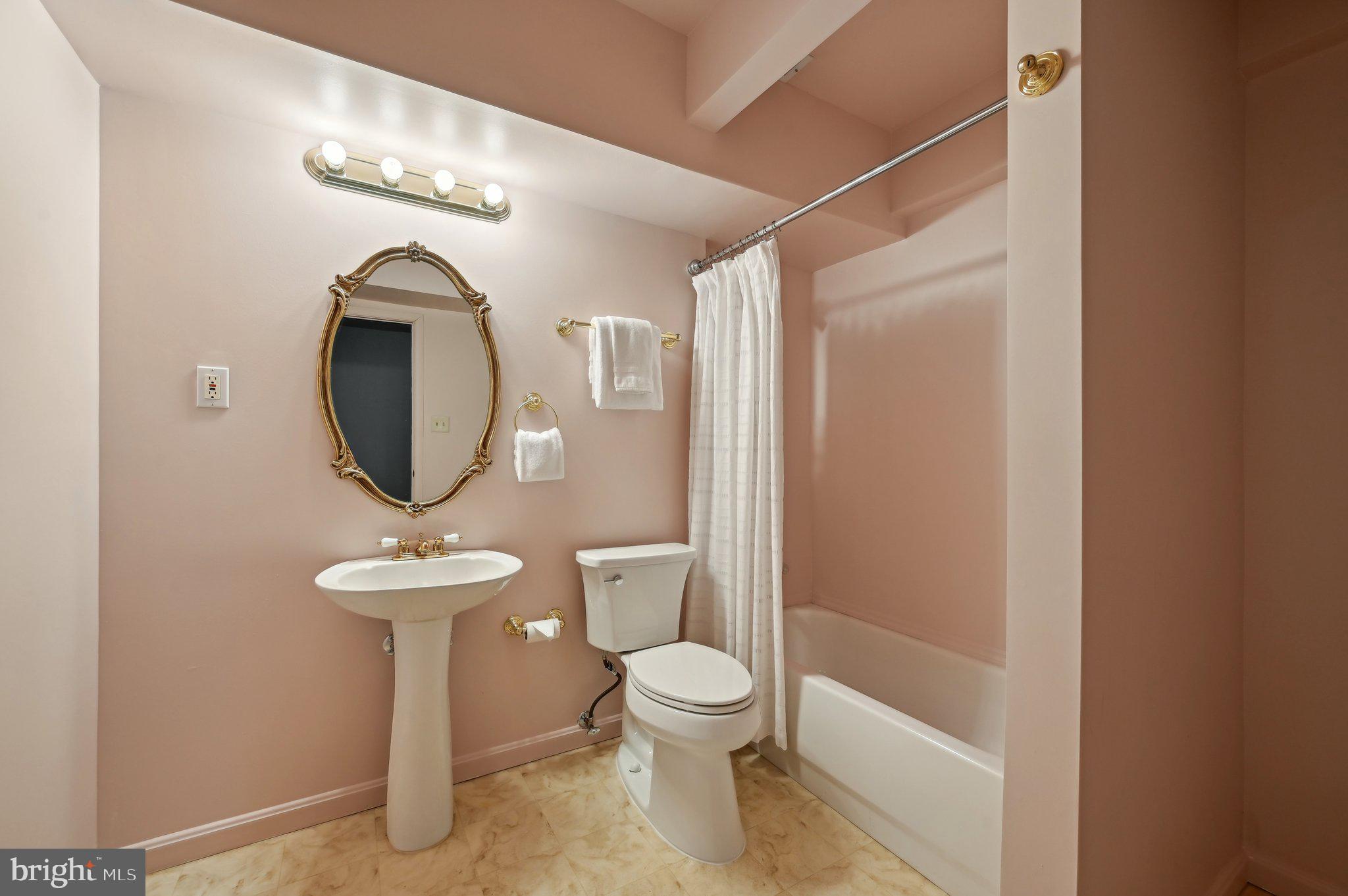 MANORWOOD - Residential