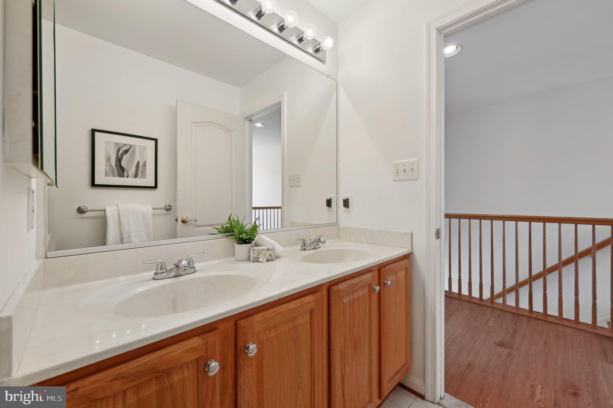 MANORWOOD - Residential