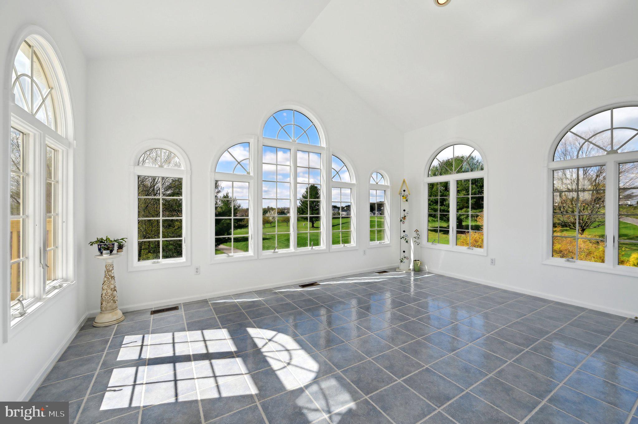 MANORWOOD - Residential