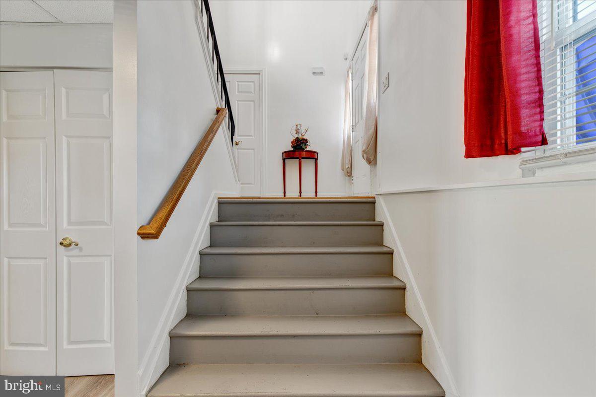 HUNTERS WOODS - Residential