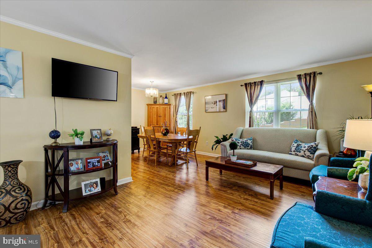 HUNTERS WOODS - Residential