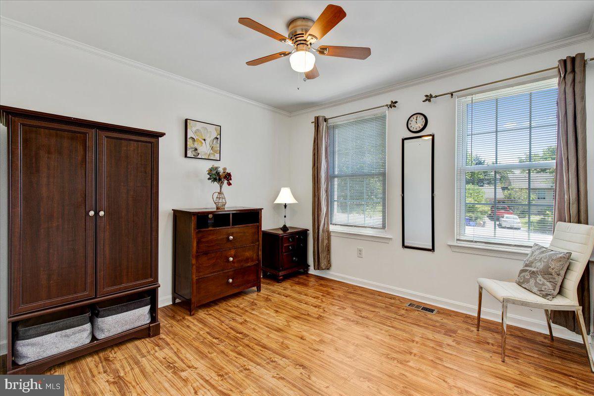 HUNTERS WOODS - Residential