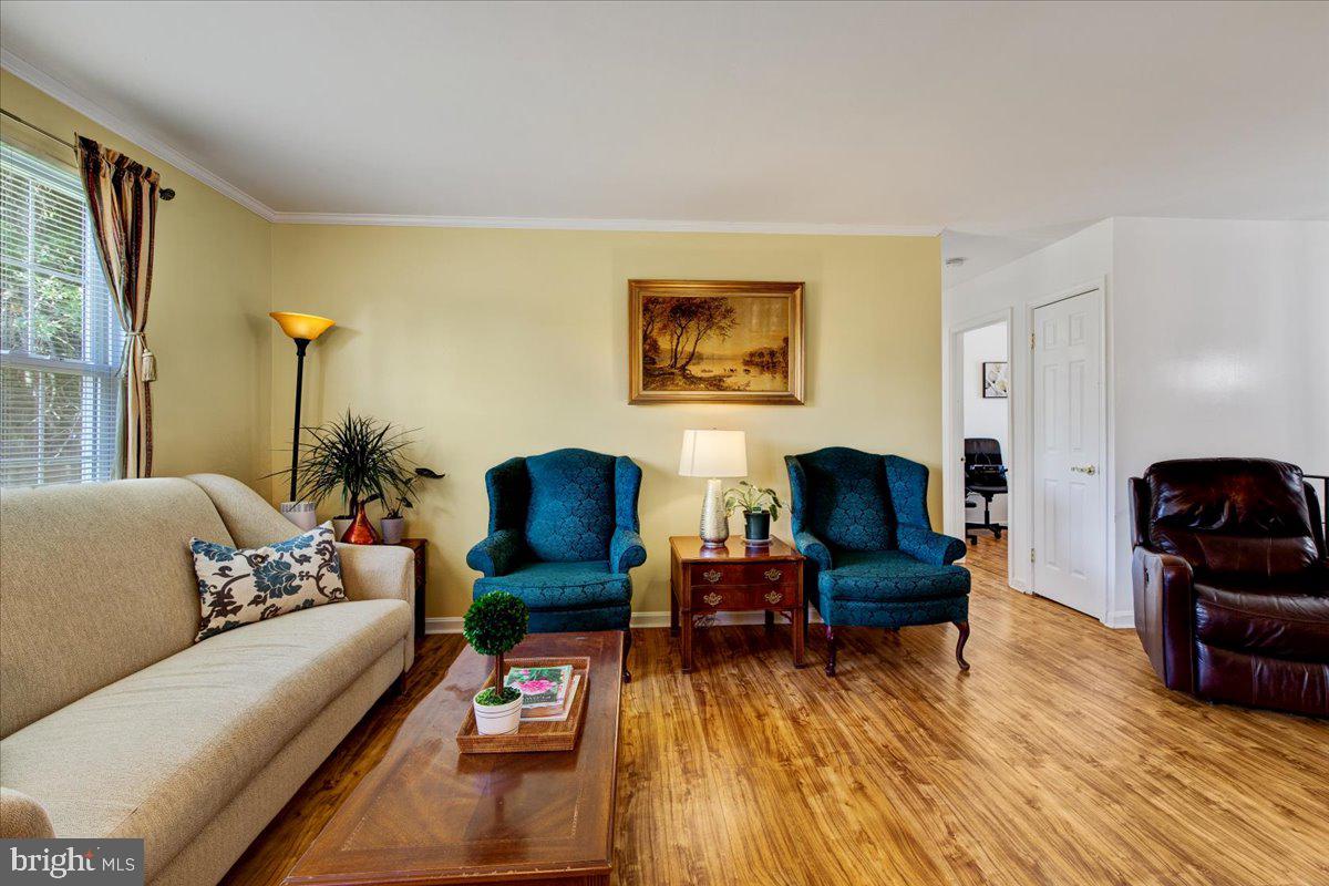 HUNTERS WOODS - Residential