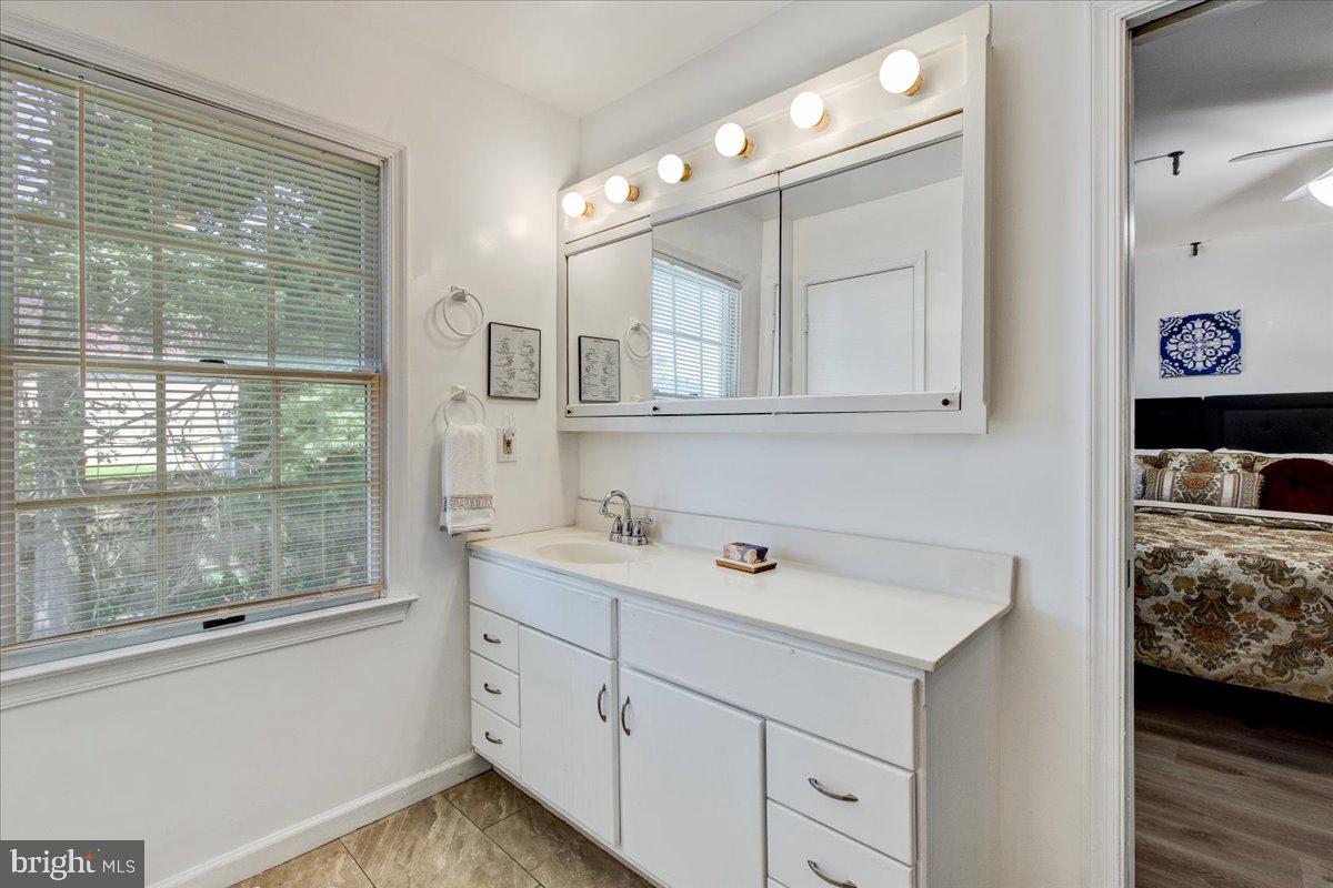 HUNTERS WOODS - Residential