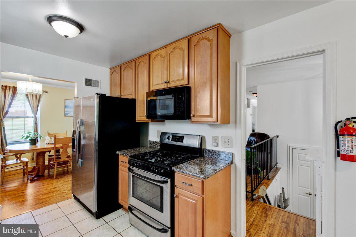 HUNTERS WOODS - Residential