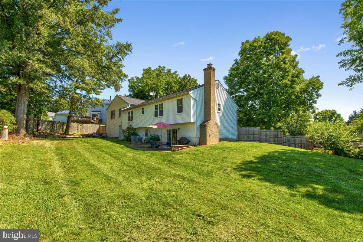 HUNTERS WOODS - Residential