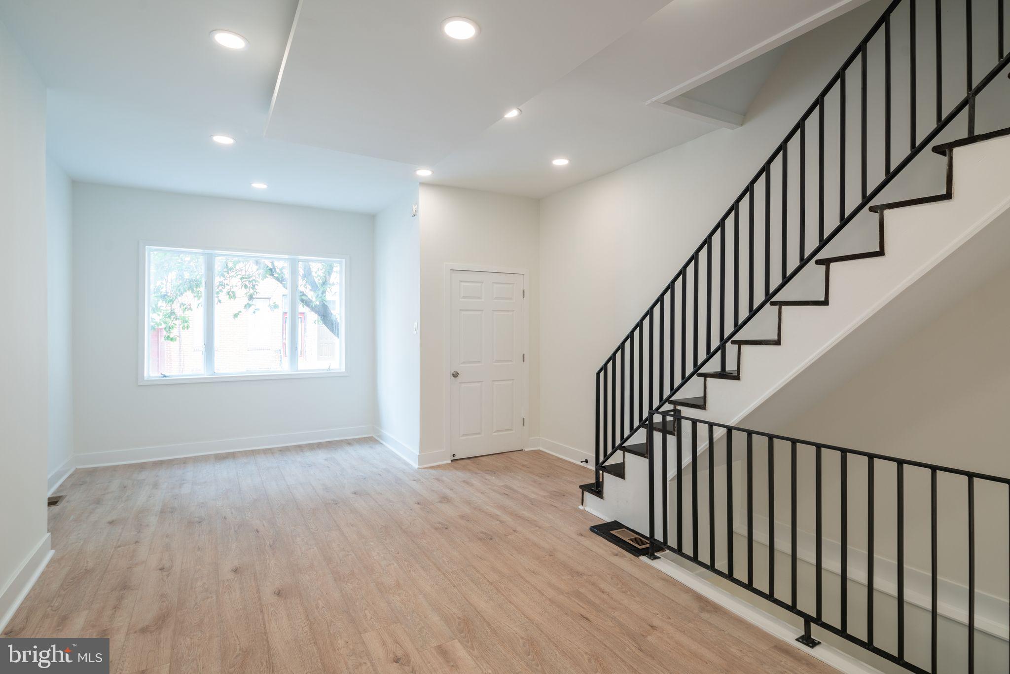 POINT BREEZE - Residential Lease