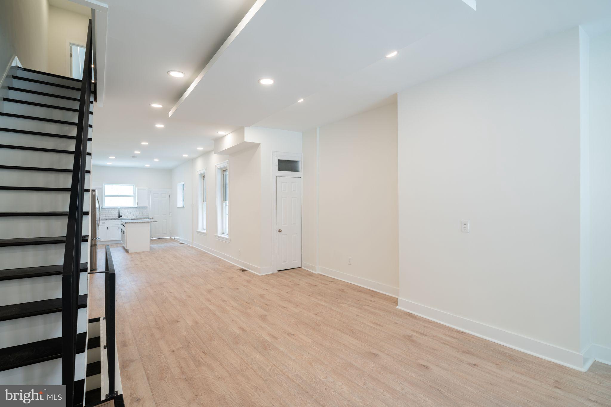 POINT BREEZE - Residential Lease