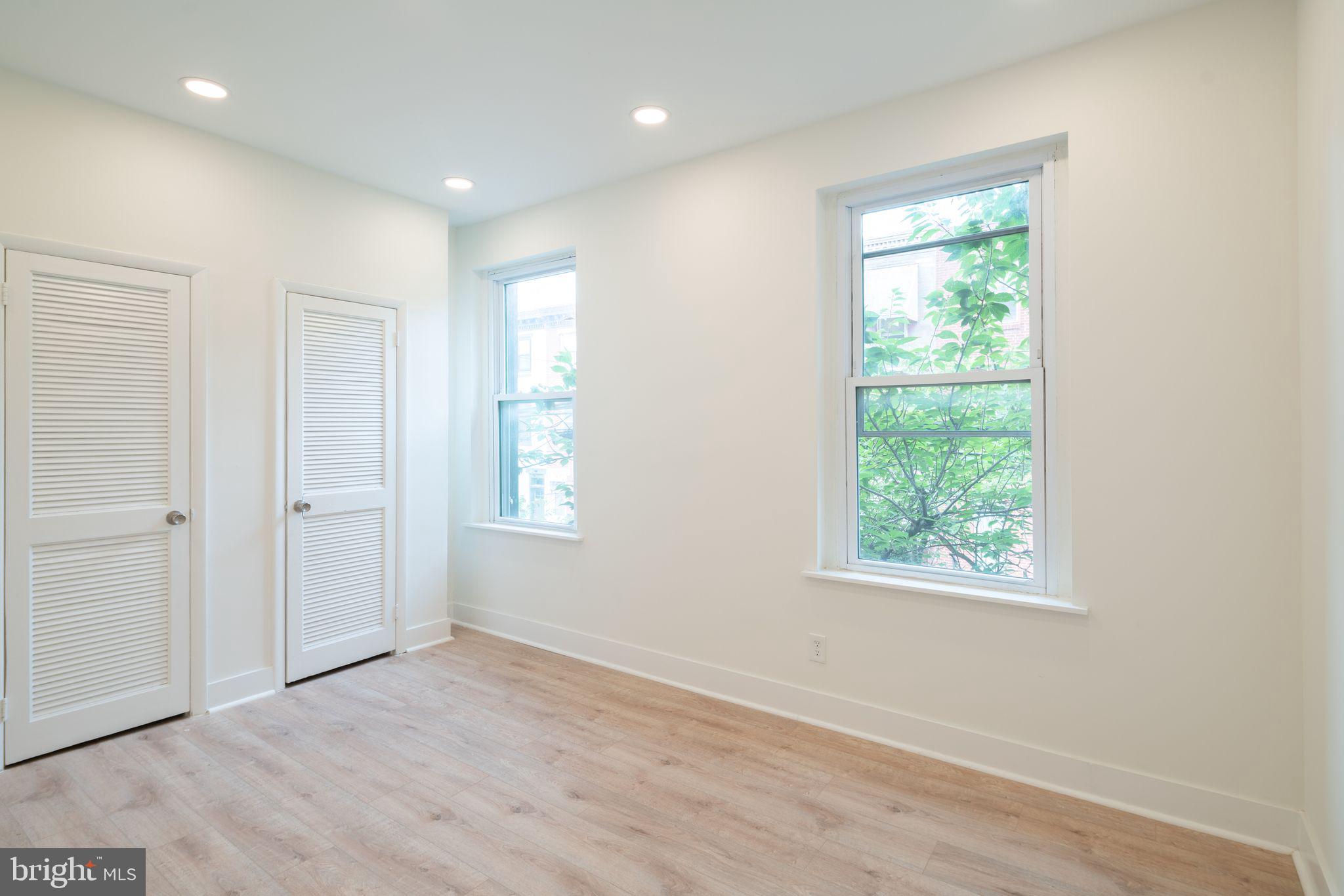 POINT BREEZE - Residential Lease
