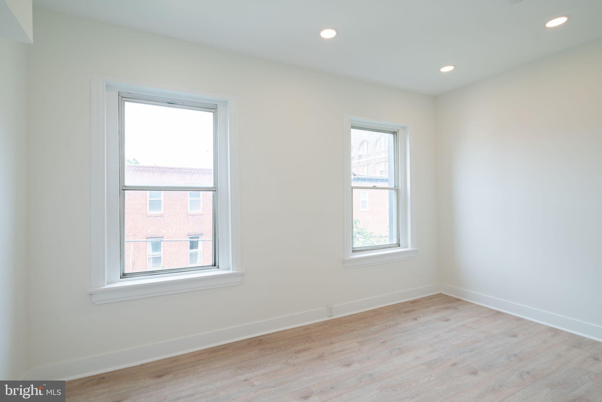 POINT BREEZE - Residential Lease